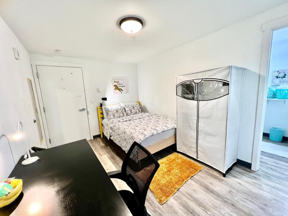 Micro Studio Apartment 10 Minutes Walk To University Of Washington Seattle Exteriör bild